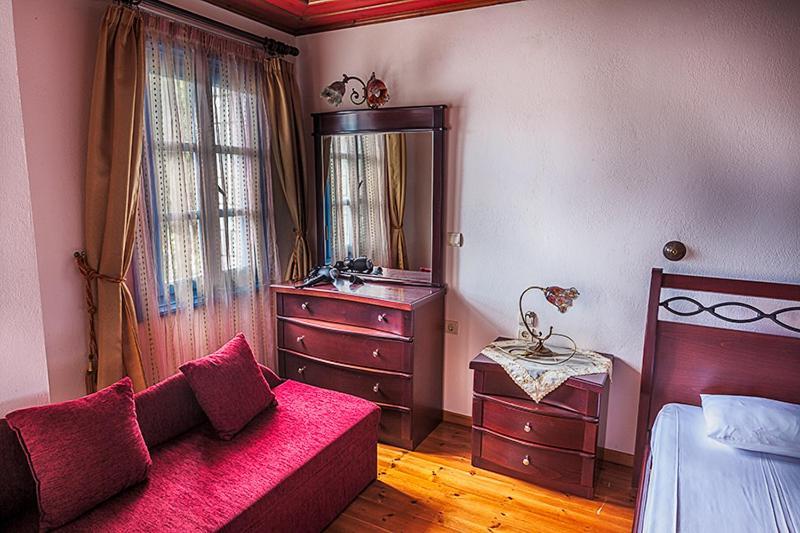 Hotel Ladias Monodendri Eksteriør billede